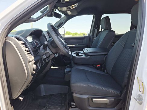 New 2026 RAM 2500 Tradesman AWD/4WD image 11
