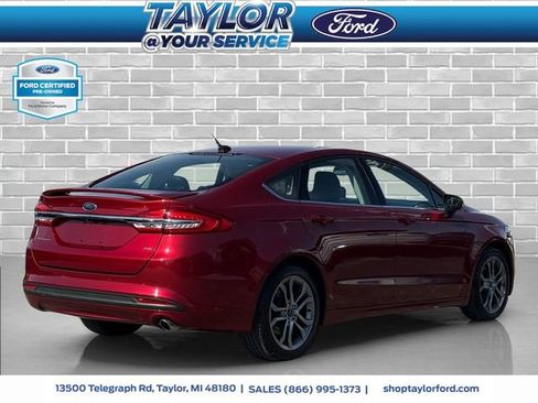 Certified 2017 Ford Fusion SE w/ Equipment Group 201A image 3