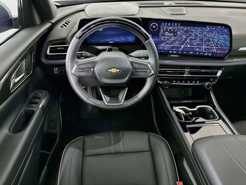 Used 2026 Chevrolet Traverse High Country w/ LPO, Floor Liner Package FWD image 10