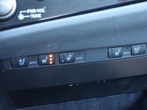 Used 2025 Lexus ES 350 w/ Premium Package image 26