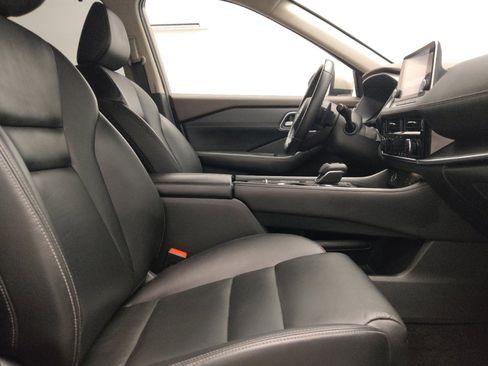 Used 2021 Nissan Rogue SL image 21