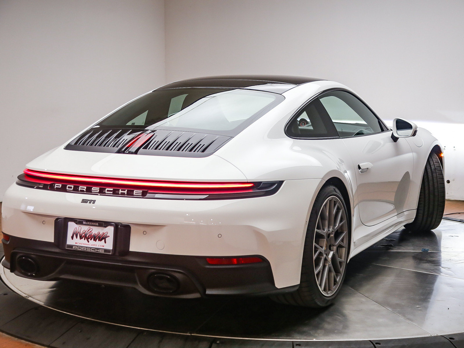Certified 2026 Porsche 911 Carrera S RWD image 8