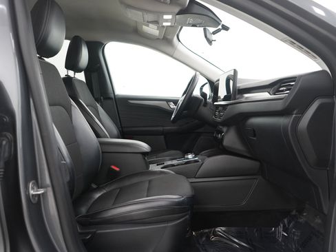 Used 2024 Ford Escape SE image 12