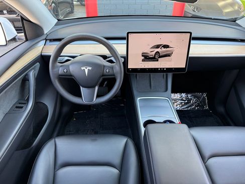 Used 2023 Tesla Model Y Long Range image 24