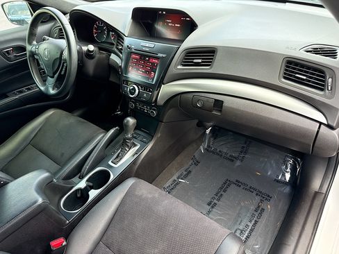 Used 2016 Acura ILX FWD image 13
