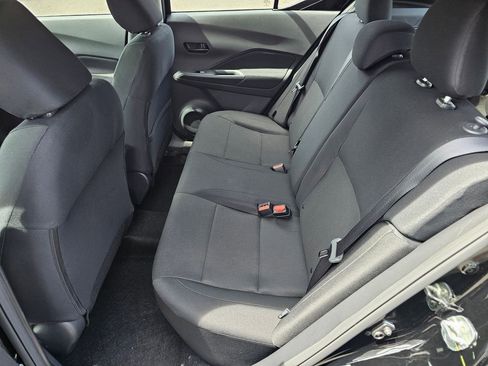 New 2025 Nissan Kicks Play S image 5