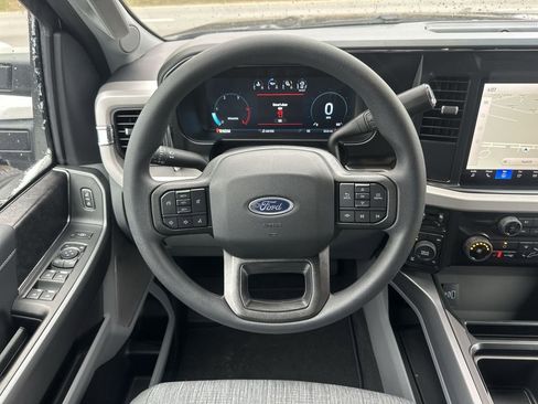 New 2026 Ford F250 XLT w/ XLT Premium Package AWD/4WD image 6