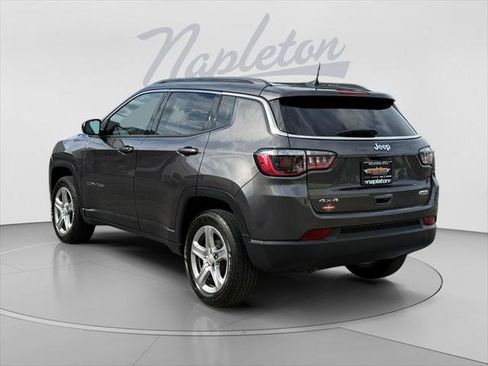 Certified 2023 Jeep Compass Latitude w/ Sun and Sound Group AWD/4WD image 3