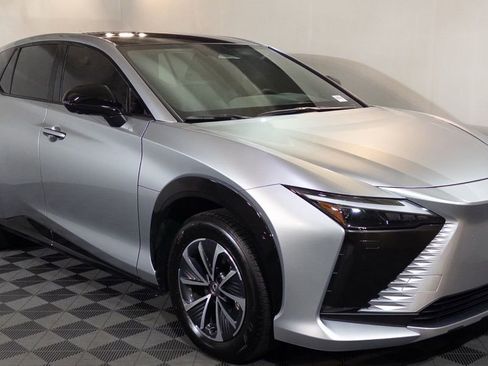 Certified 2023 Lexus RZ 450e Premium w/ Technology Package AWD/4WD image 1
