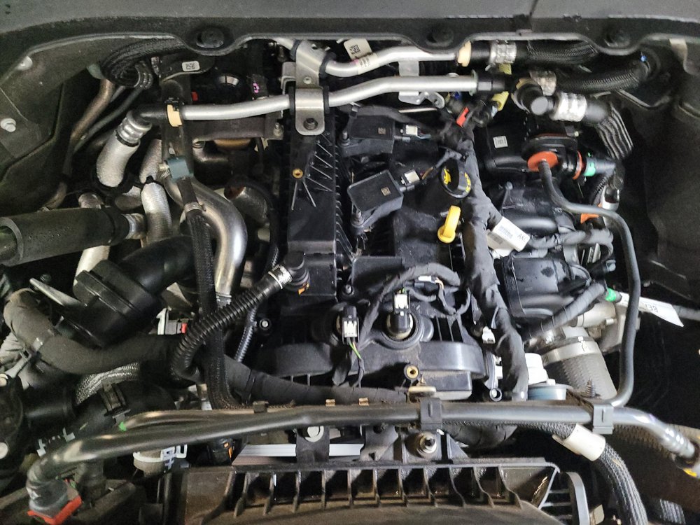 Used 2021 Ford Explorer XLT w/ Equipment Group 202A RWD image 30