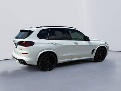 New 2026 BMW X5 M60i