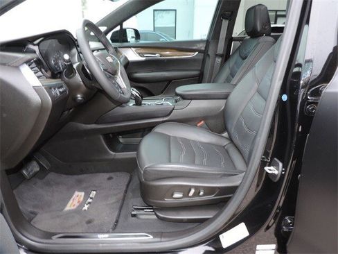 Used 2023 Cadillac XT5 Premium Luxury w/ Platinum Package image 14