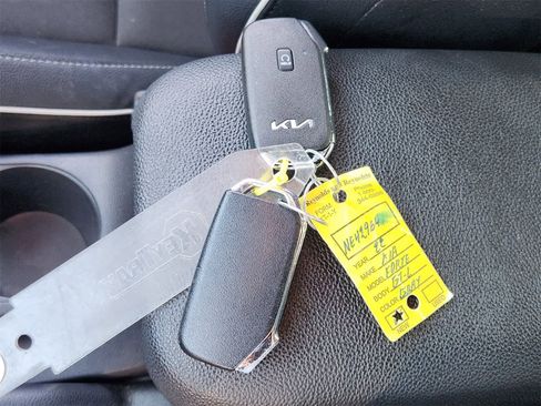 Certified 2022 Kia Forte GT-Line image 32