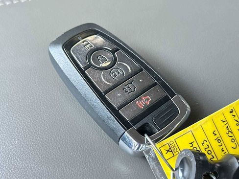 Used 2023 Lincoln Corsair Reserve image 29