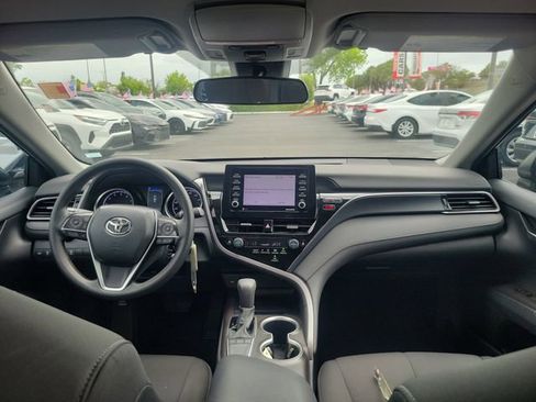 Used 2023 Toyota Camry LE FWD image 15