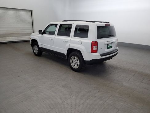 Used 2017 Jeep Patriot Sport w/ Power Value Group AWD/4WD image 3