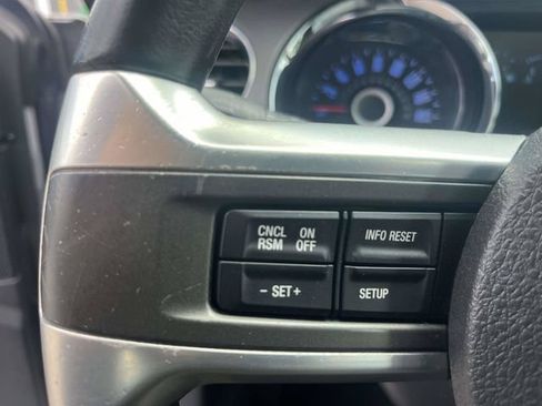 Used 2014 Ford Mustang Convertible RWD image 21