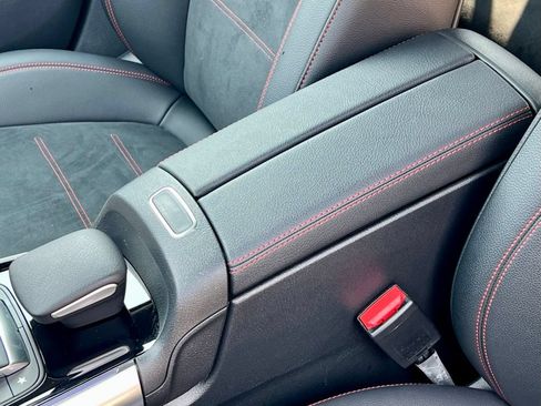 Certified 2023 Mercedes-Benz GLA 250 4MATIC image 30
