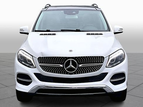 Used 2017 Mercedes-Benz GLE 350 4MATIC image 4