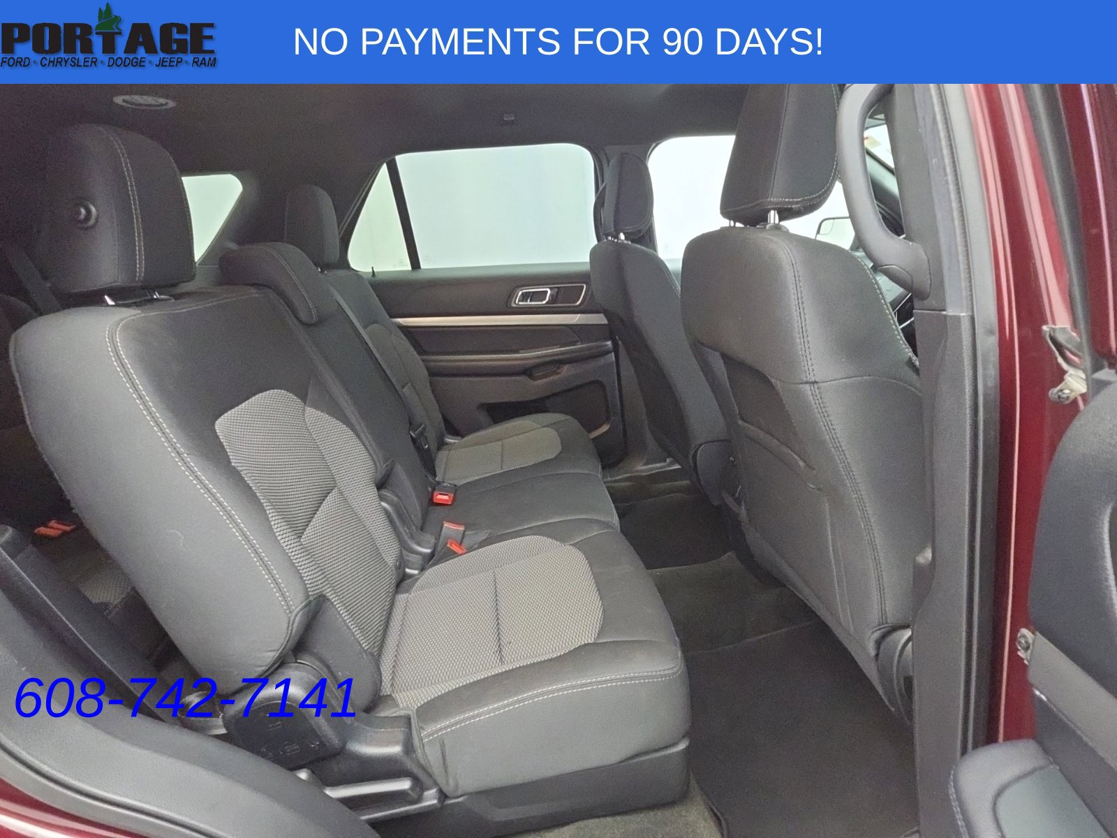Used 2018 Ford Explorer XLT AWD/4WD image 37