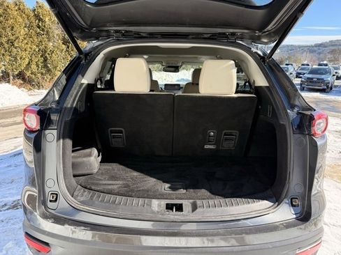 Used 2023 MAZDA CX-9 Touring image 7