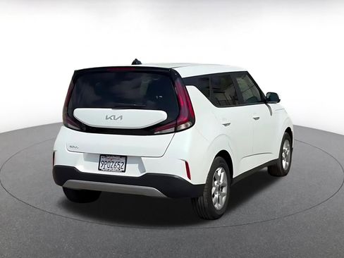 Used 2025 Kia Soul LX w/ LX Technology Package image 14