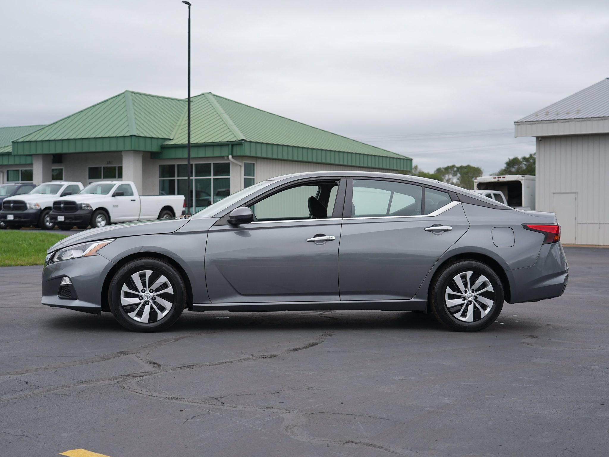 Used 2021 Nissan Altima 2.5 S FWD image 8