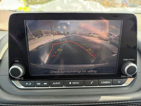 Used 2023 Nissan Rogue SV image 19