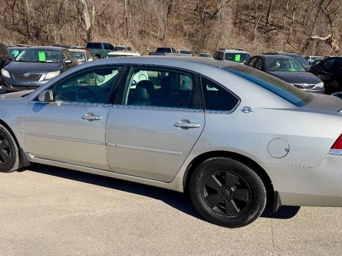 Used 2008 Chevrolet Impala LT w/ Luxury Edition Package image 9