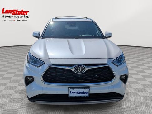Used 2020 Toyota Highlander Platinum AWD/4WD image 8
