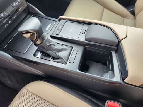 Used 2020 Lexus ES 350 w/ Premium Package FWD image 19