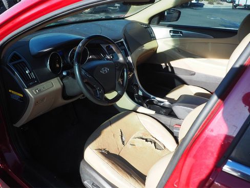 Used 2012 Hyundai Sonata Hybrid w/ Leather Pkg image 11