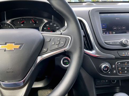 Used 2024 Chevrolet Equinox LT FWD image 24