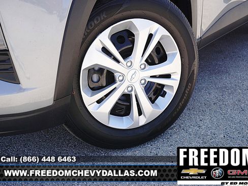 New 2026 Chevrolet Trax LS image 9