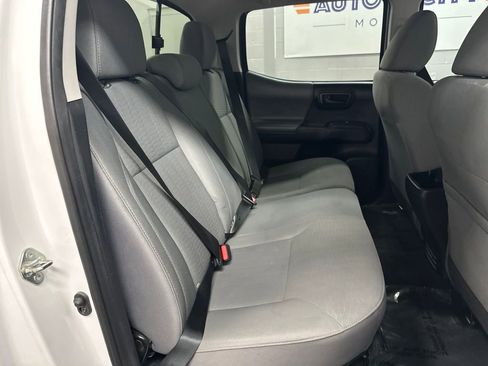 Used 2018 Toyota Tacoma SR w/ SR Convenience Package AWD/4WD image 21