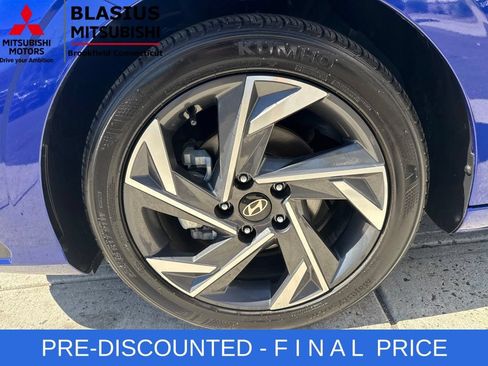 Used 2024 Hyundai Elantra SEL w/ Convenience Package FWD image 57