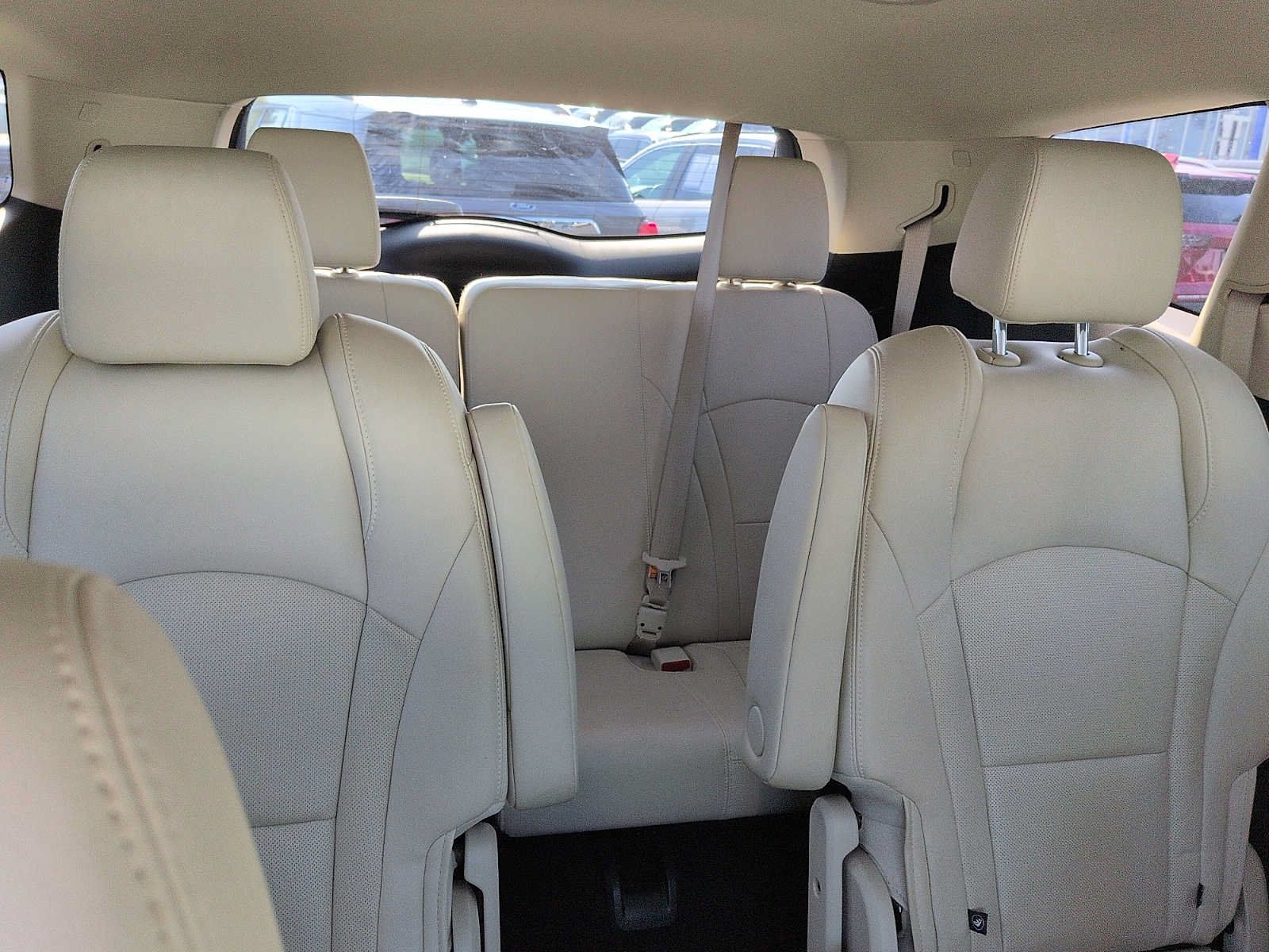 Used 2023 Buick Enclave Essence FWD image 11