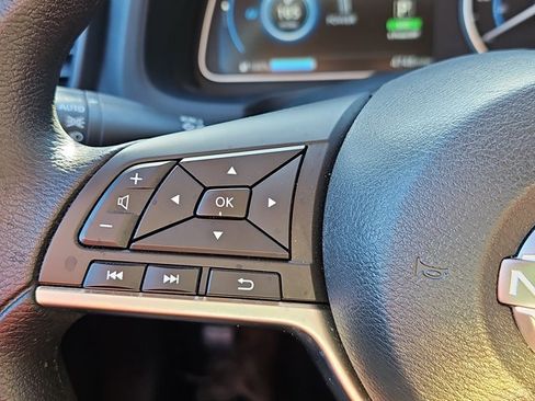 Certified 2023 Nissan Leaf S image 10