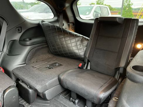 Used 2023 Dodge Durango R/T w/ Tow 'N Go Package AWD/4WD image 8