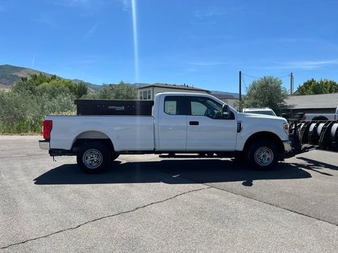 Used 2022 Ford F250 XL w/ Power Equipment Group AWD/4WD image 11