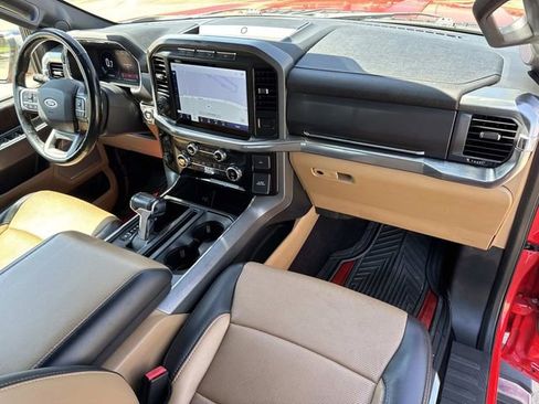 Used 2021 Ford F150 Lariat w/ Max Trailer Tow Package image 18