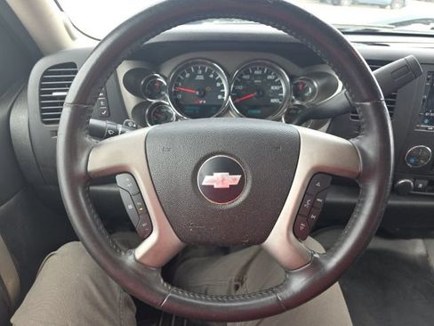 Used 2009 Chevrolet Silverado 1500 LT w/ Power Pack Plus AWD/4WD image 13