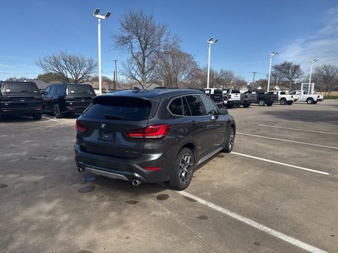 Used 2022 BMW X1 xDrive28i w/ Premium Package image 5
