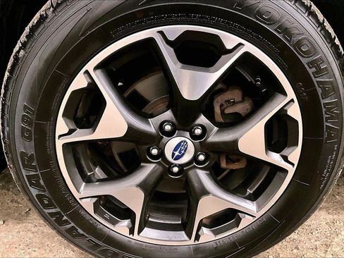 Used 2018 Subaru Crosstrek 2.0i Premium image 8