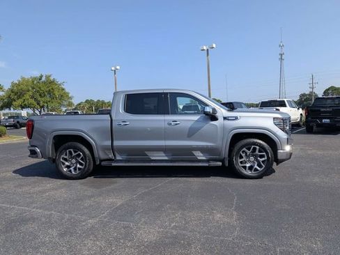 Used 2025 GMC Sierra 1500 SLT w/ SLT Premium Plus Package AWD/4WD image 2