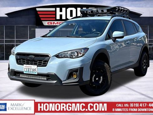 Used 2019 Subaru Crosstrek 2.0i Premium image 3