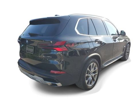Used 2025 BMW X5 xDrive50e AWD/4WD image 4