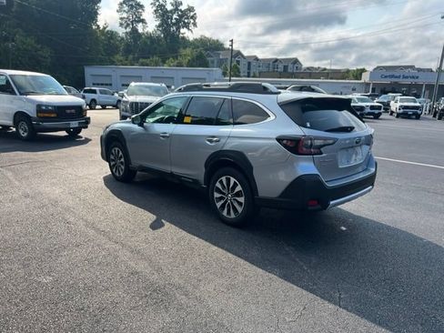 Used 2024 Subaru Outback Touring AWD/4WD image 51