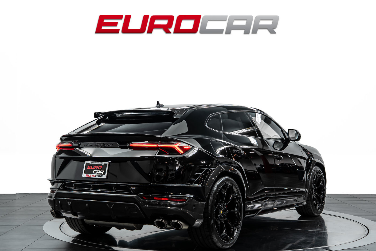 Used 2023 Lamborghini Urus Performante AWD/4WD image 5