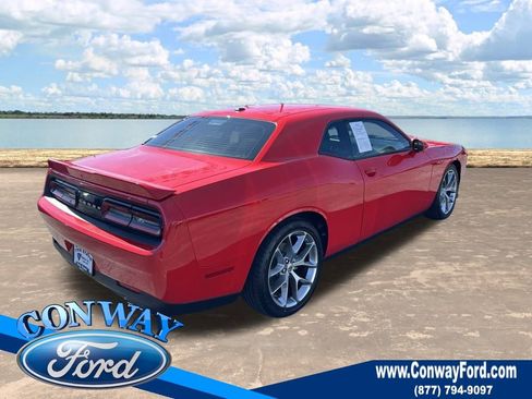 Used 2022 Dodge Challenger GT image 5